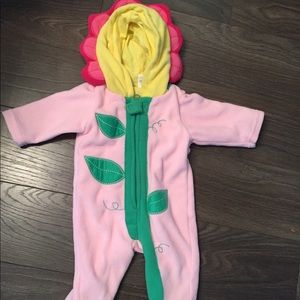 Old Navy flower costume 3-6 months